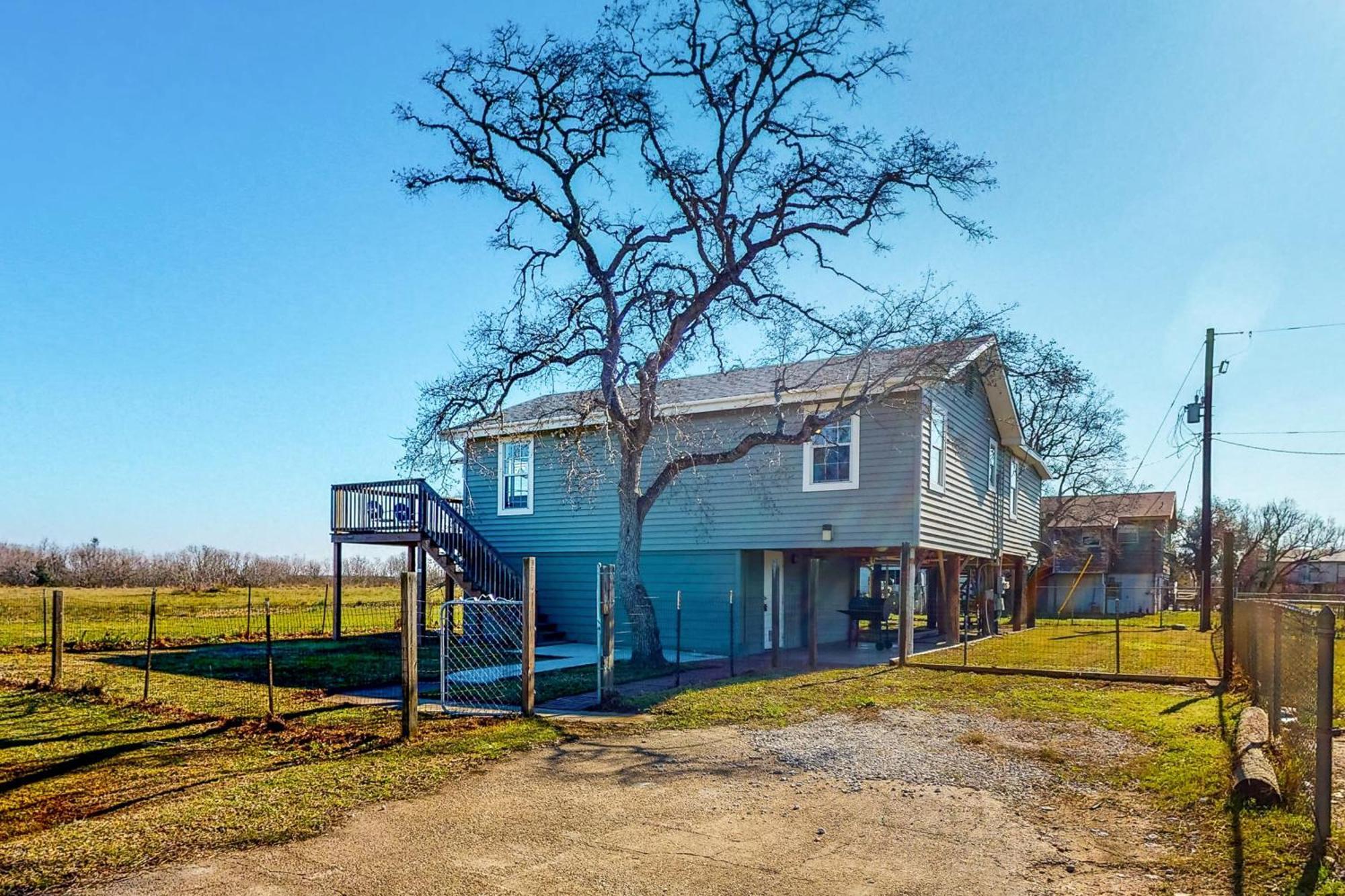 Gators, Fishes, Beaches, And Birds Villa Freeport Exterior photo